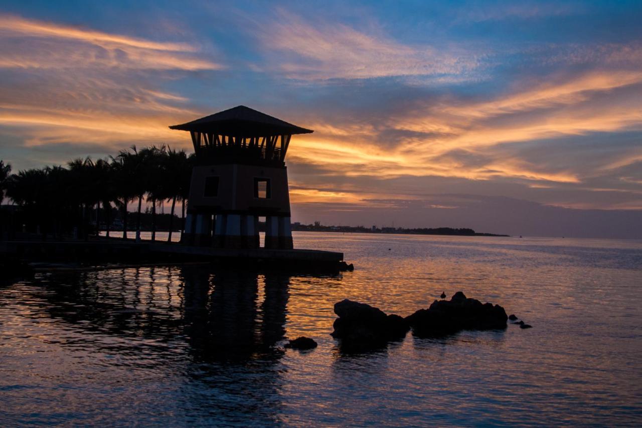 Marlin Bay & Marina Managed By Elite Alliance Hospitality *
