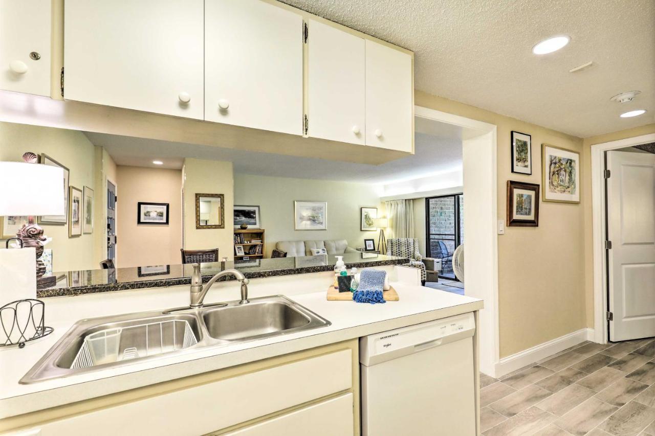 Apartment Large Tampa-area - 15 Mi Clearwater Beach! *