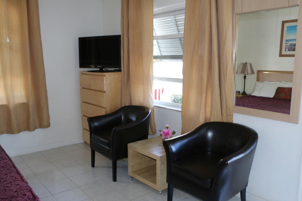 Breakaway Motel Lauderdale-by-the-Sea