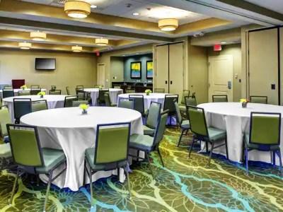 Hampton And Coconut Creek Hotel 3*
