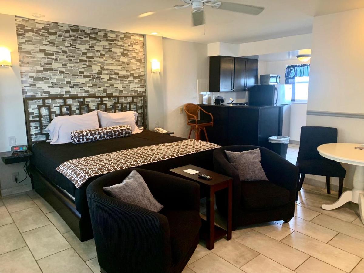Castle Motel Daytona Beach Shores