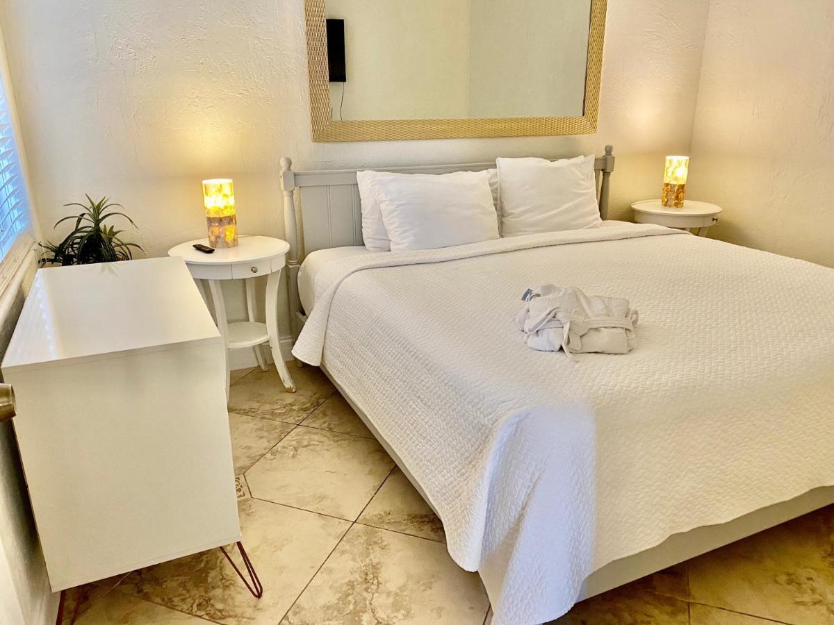 The At Turtle Beach (adults Only) Apartment *