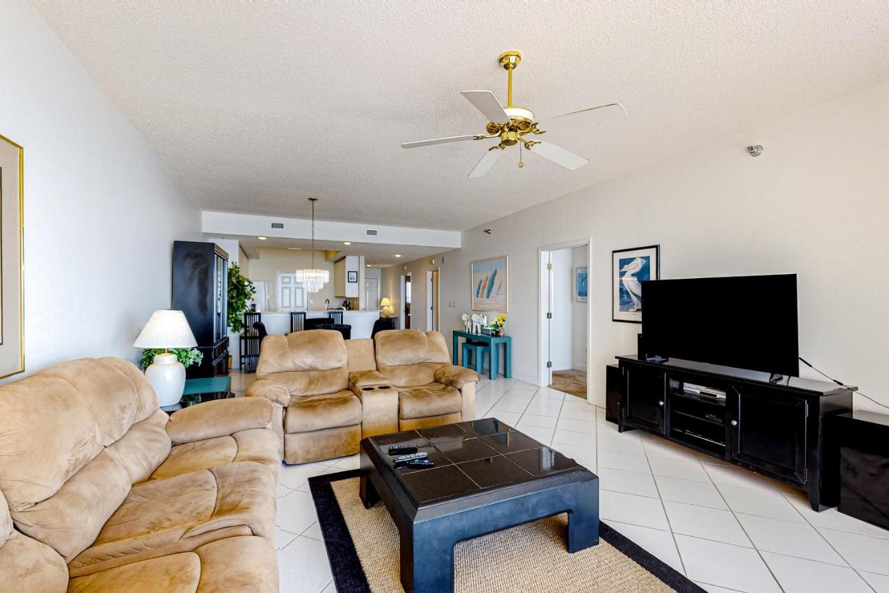 Regency 308 Apartment *