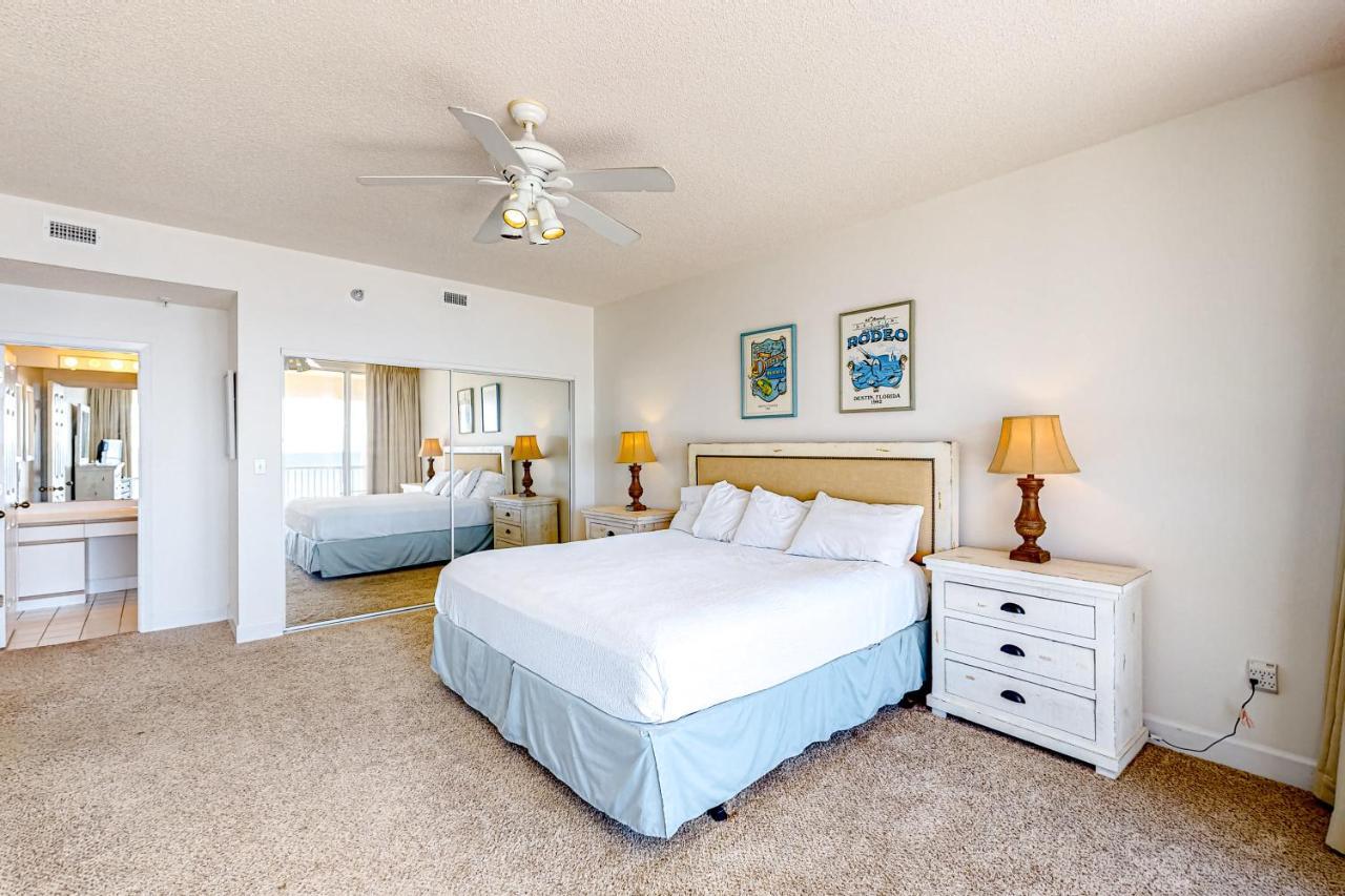 Regency 308 Navarre