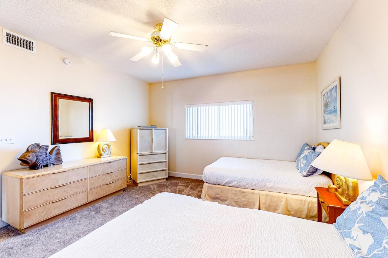 Regency 308 Apartment *