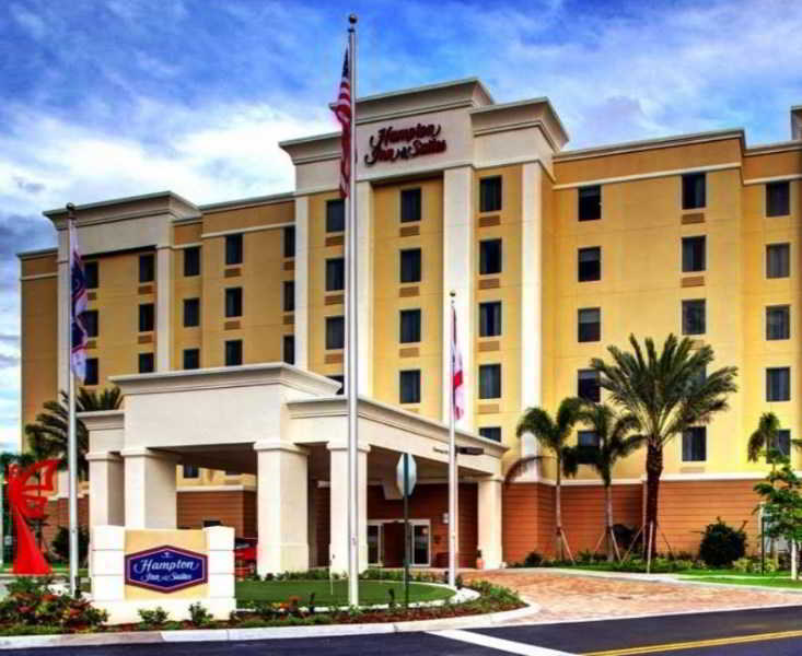 Hampton And Coconut Creek Hotel West Dixie Bend