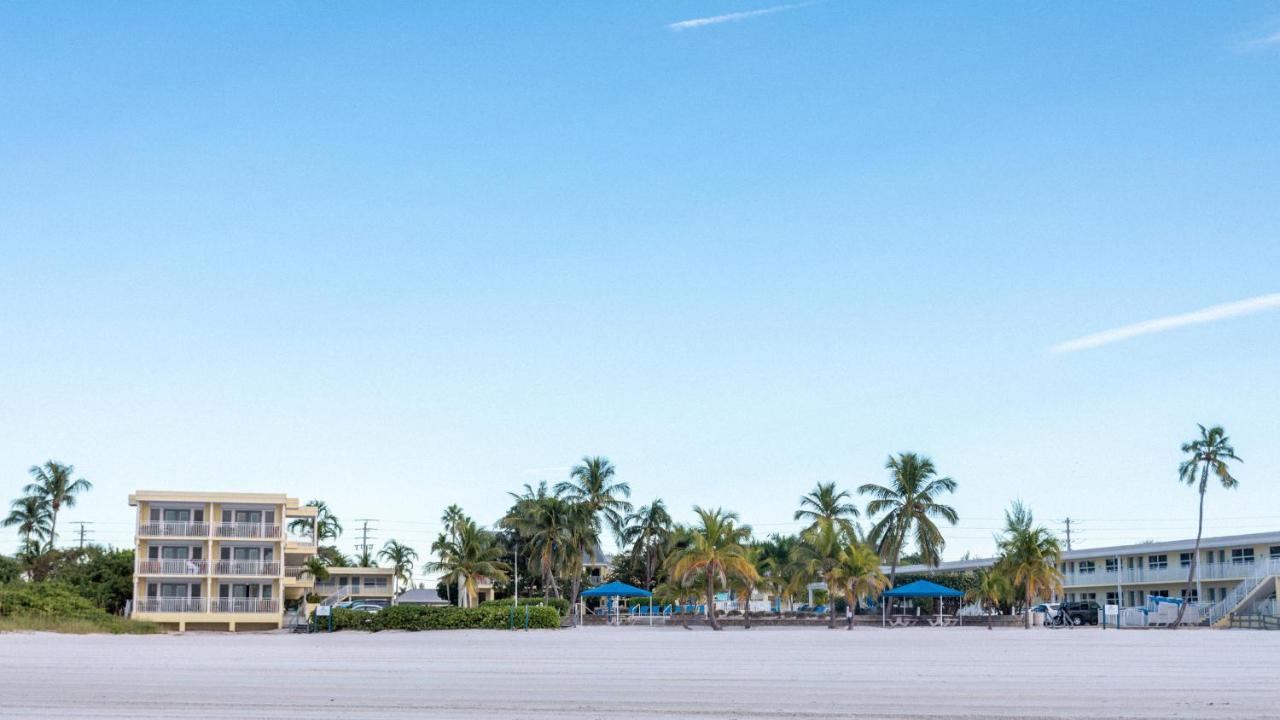 The Neptune 3* Fort Myers Beach