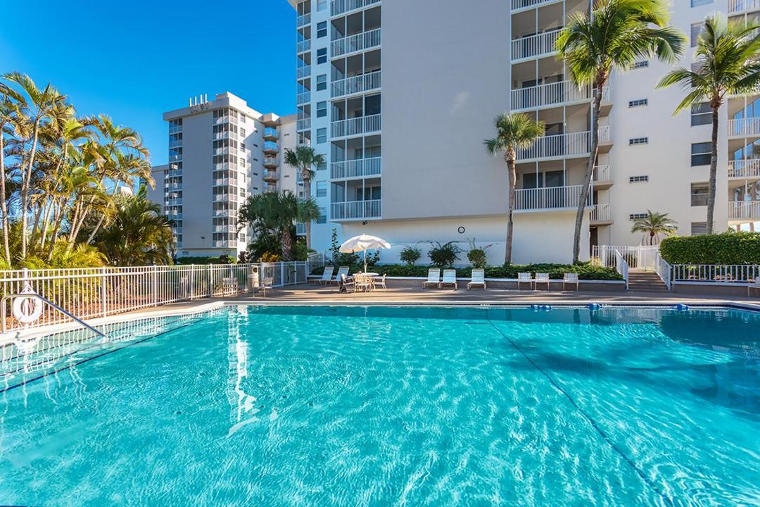 Apartment Estero Tennis 1204a