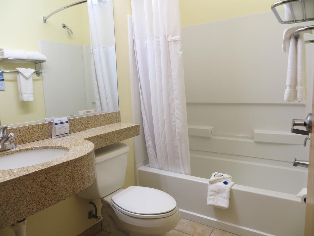 Microtel & By Wyndham Punta Gorda Hotel Port Charlotte