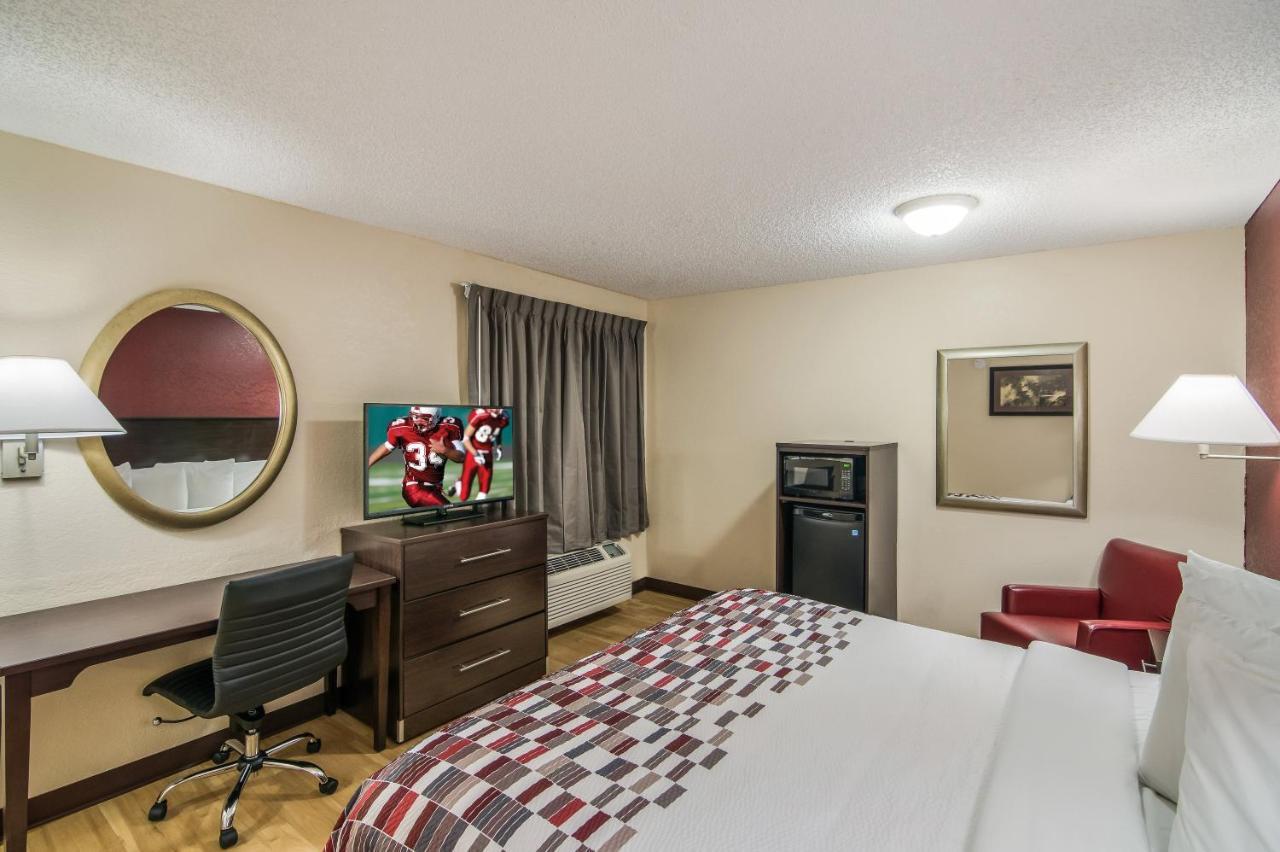 Red Roof & Pensacola East - Motel 2*