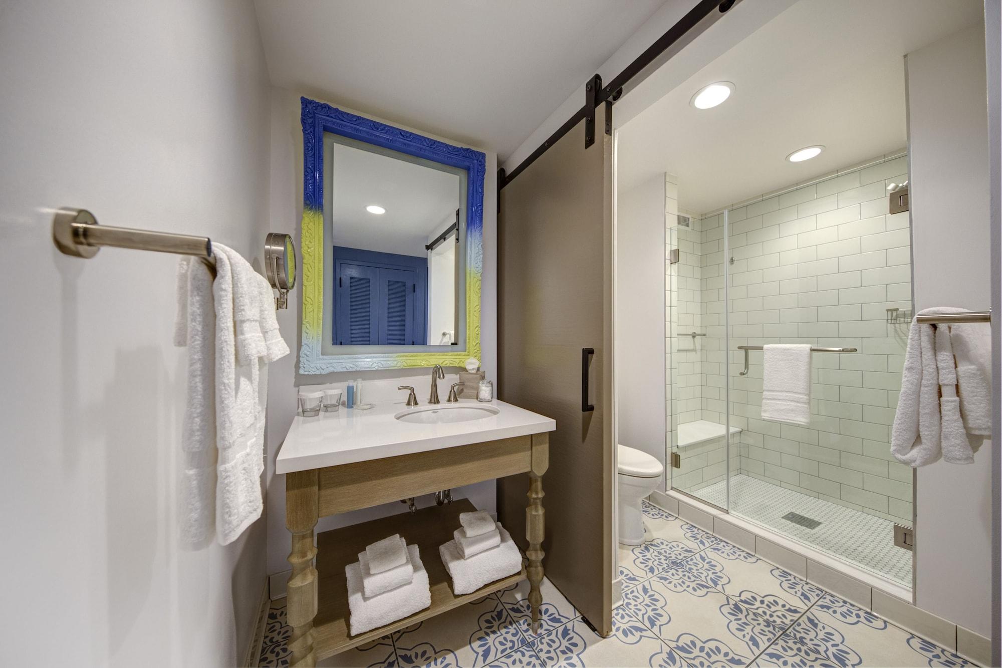 Universal's Loews Sapphire Falls Resort Orlando