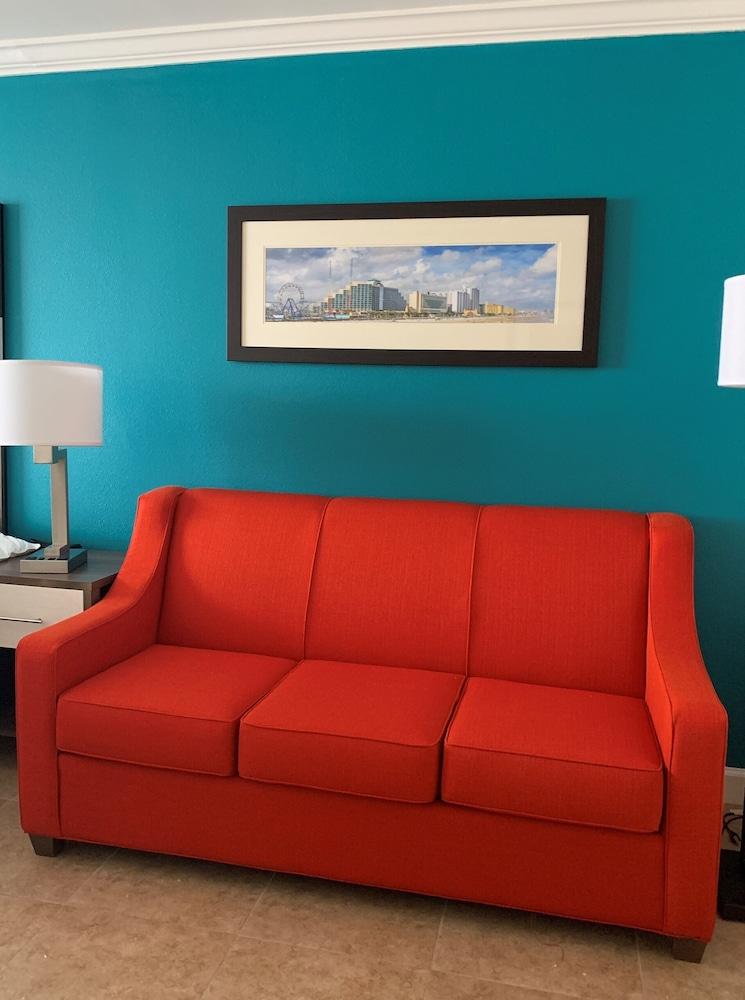 Comfort & Daytona Oceanfront