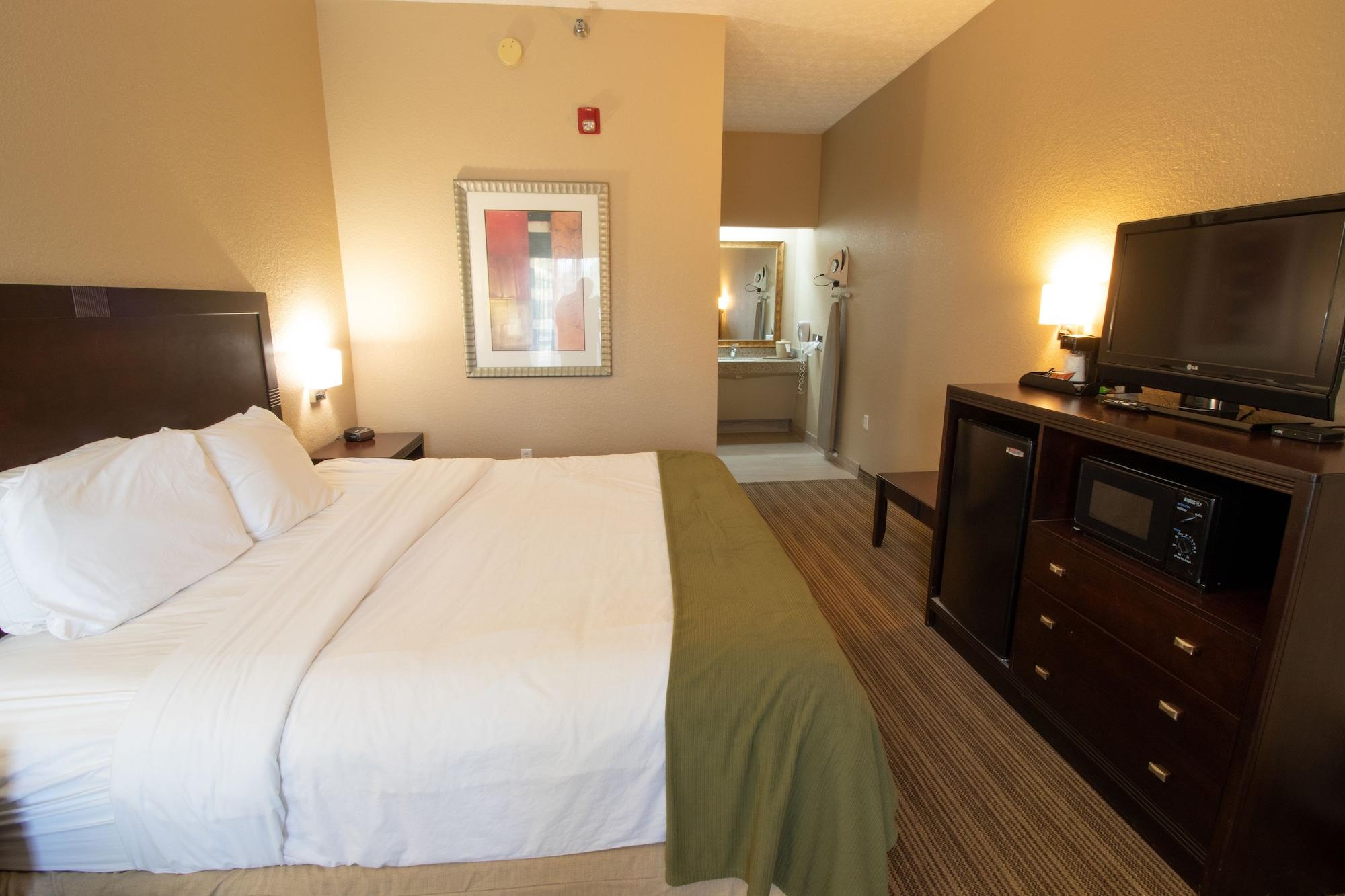 Baymont By Wyndham Motel Crestview