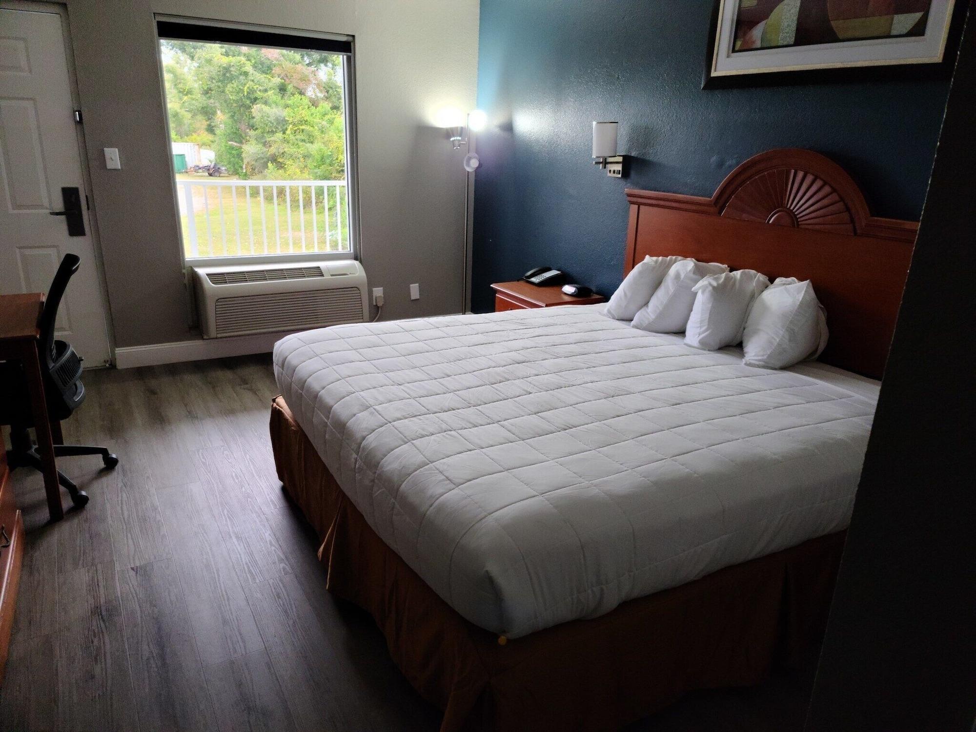 Hotel Baymont By Wyndham