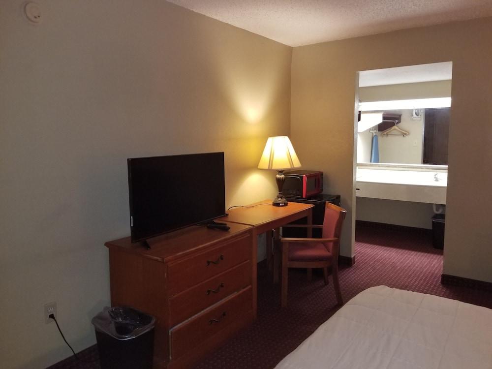 Hotel Baymont By Wyndham 2*