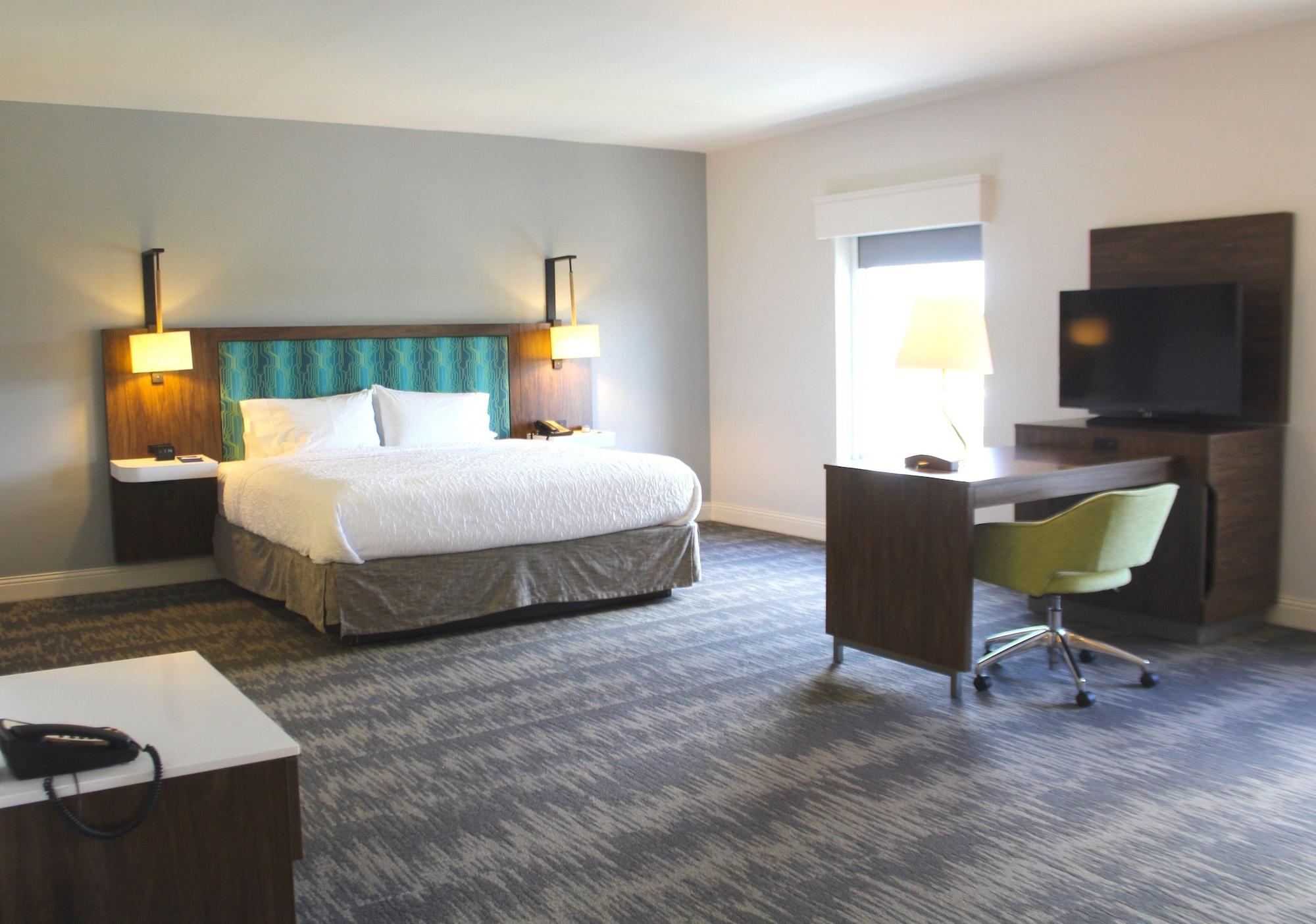 Hampton & / Bradenton - Airport 3*