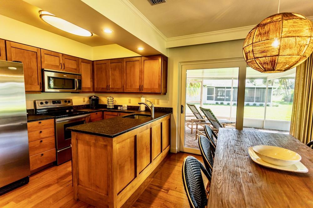 Arnold Palmer's Club & (adults Only) Resort