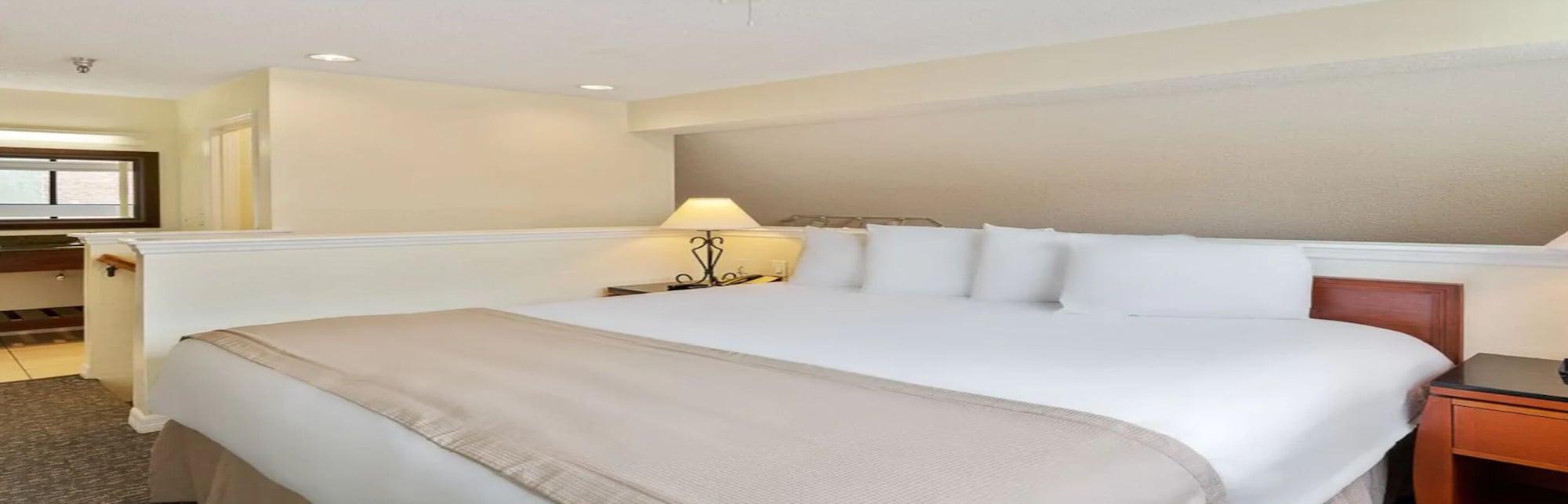 Chase Rocky Point Hotel 3*