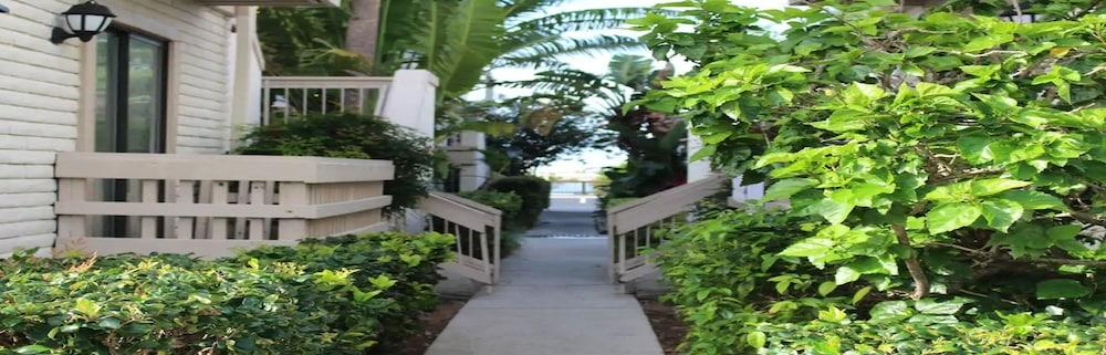 Chase Rocky Point Hotel