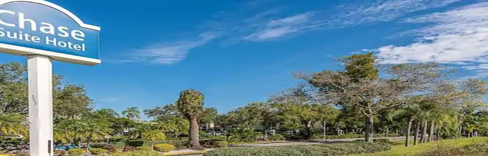 Chase Rocky Point Hotel 3*