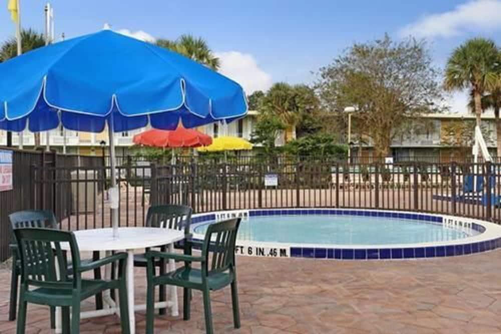 Seralago & Main Gate East 3*
