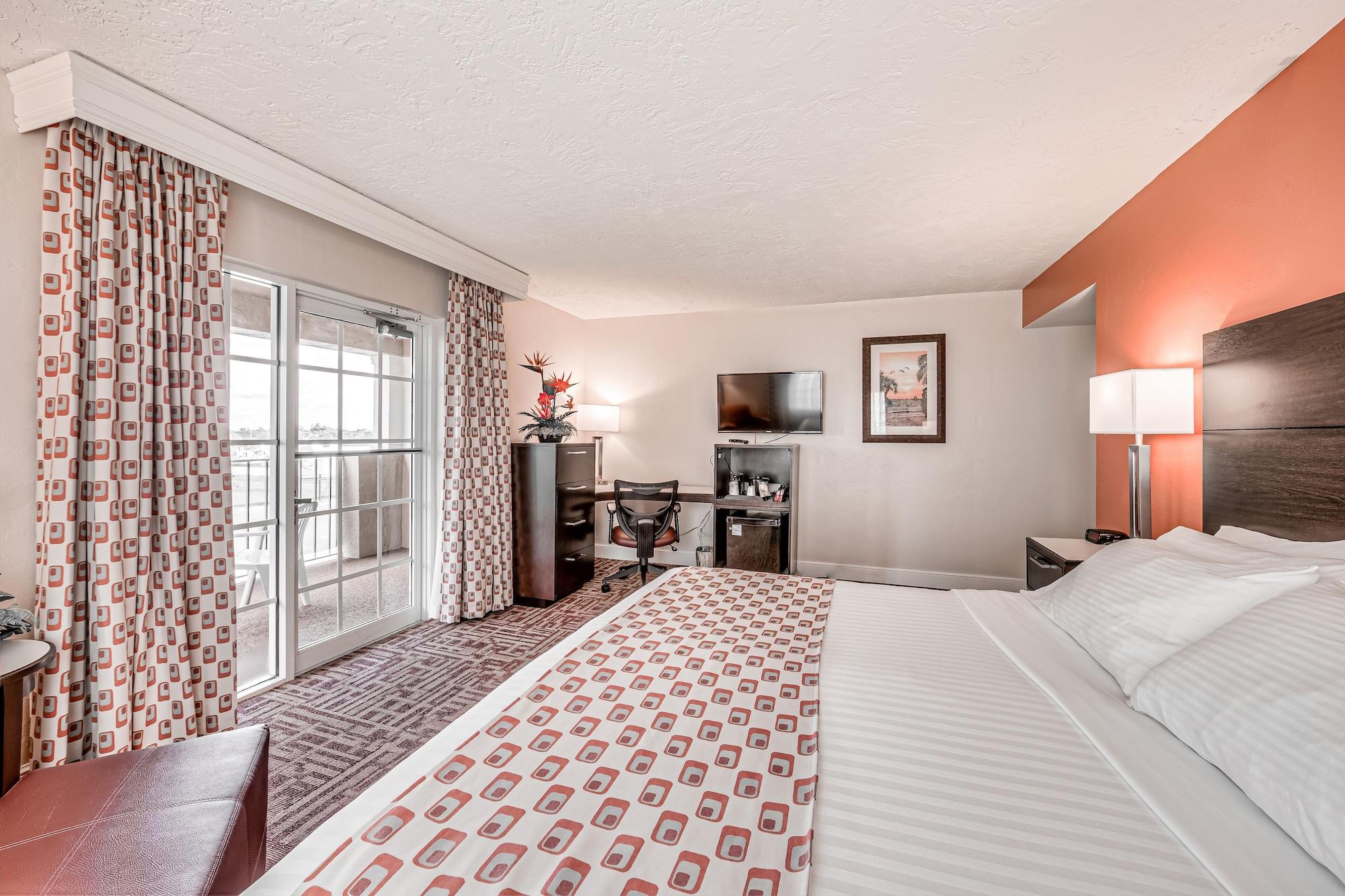 Hotel Of Naples, Tapestry Collection By Hilton Naples