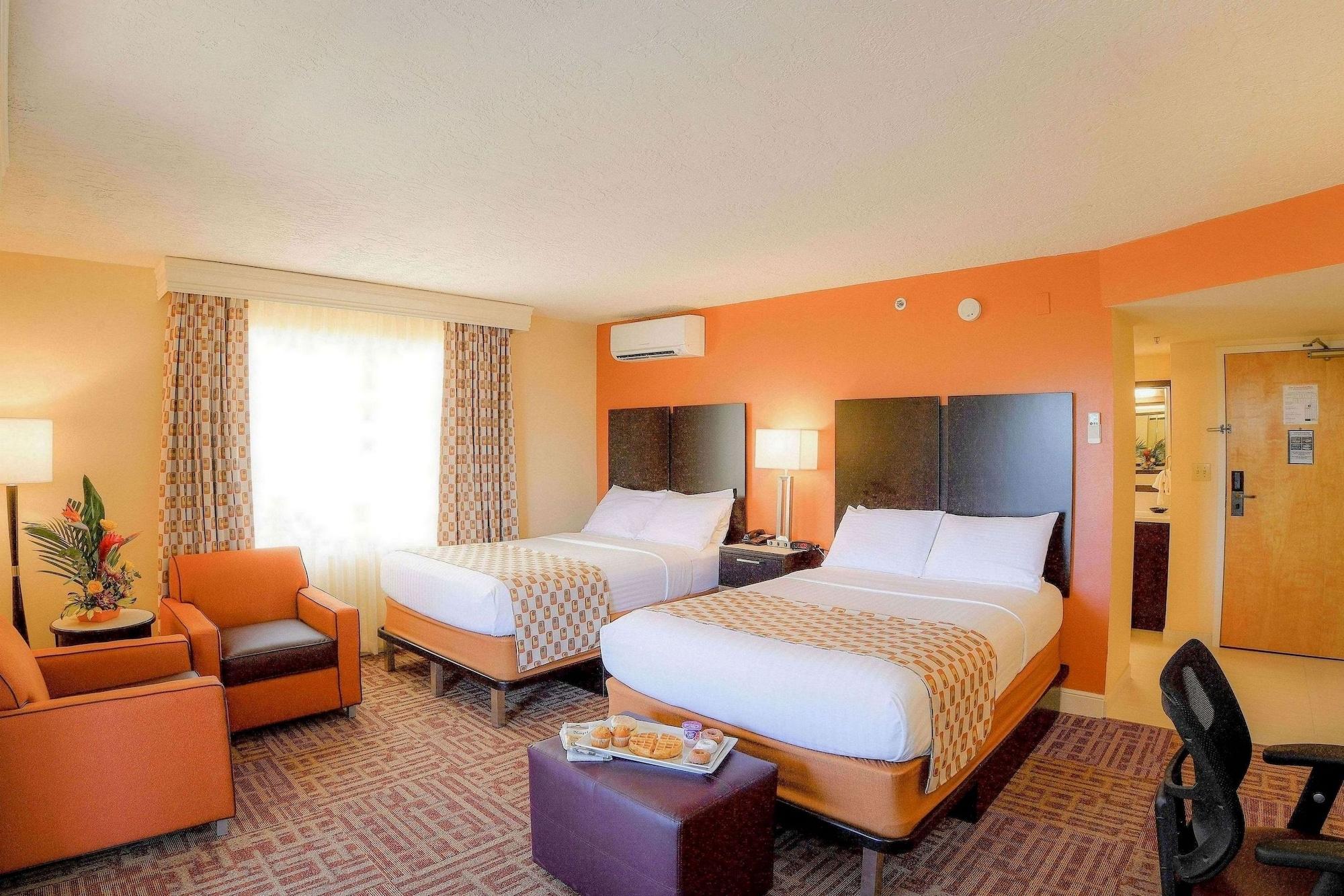 Hotel Of Naples, Tapestry Collection By Hilton Naples