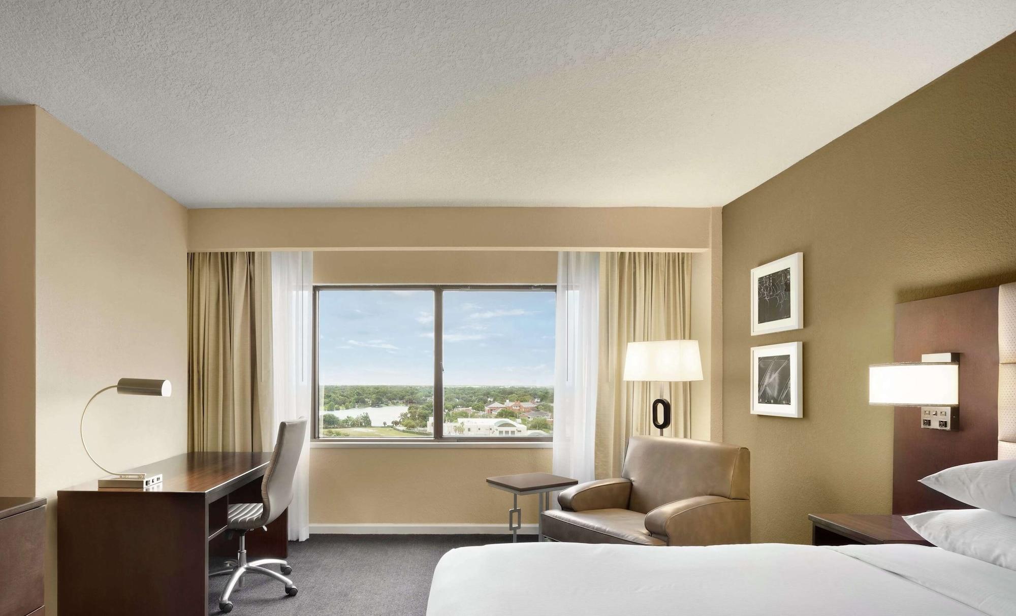 Hotel Doubletree By Hilton Downtown