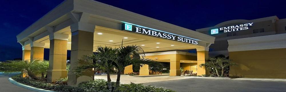 Hotel Embassy By Hilton Brandon 4*