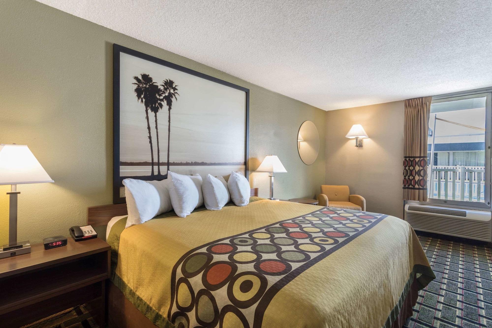 Super 8 By Wyndham I-75 3* Ocala