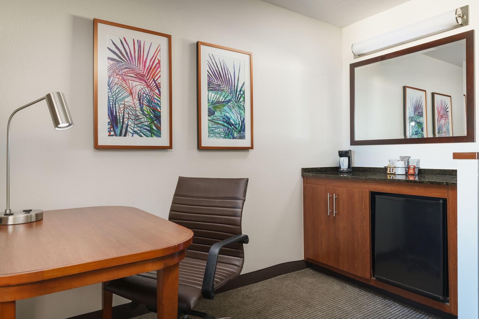 Hyatt Place Lauderdale Airport/cruise Port Hotel