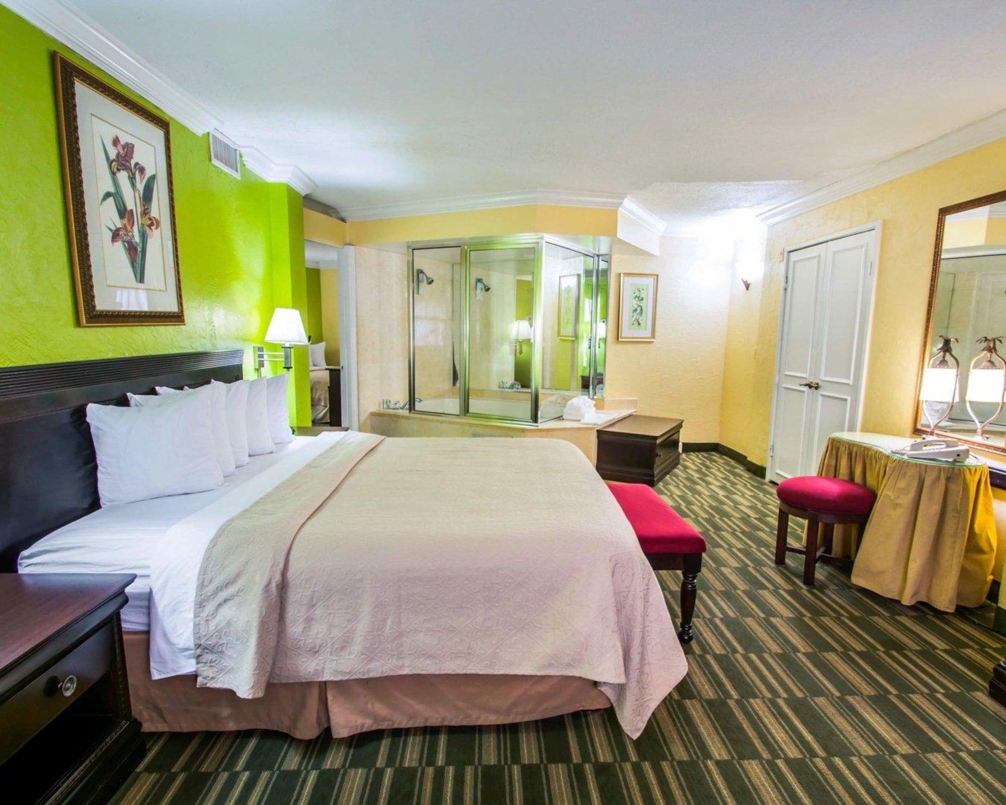 Quality Ormond Oceanfront Inn 3*