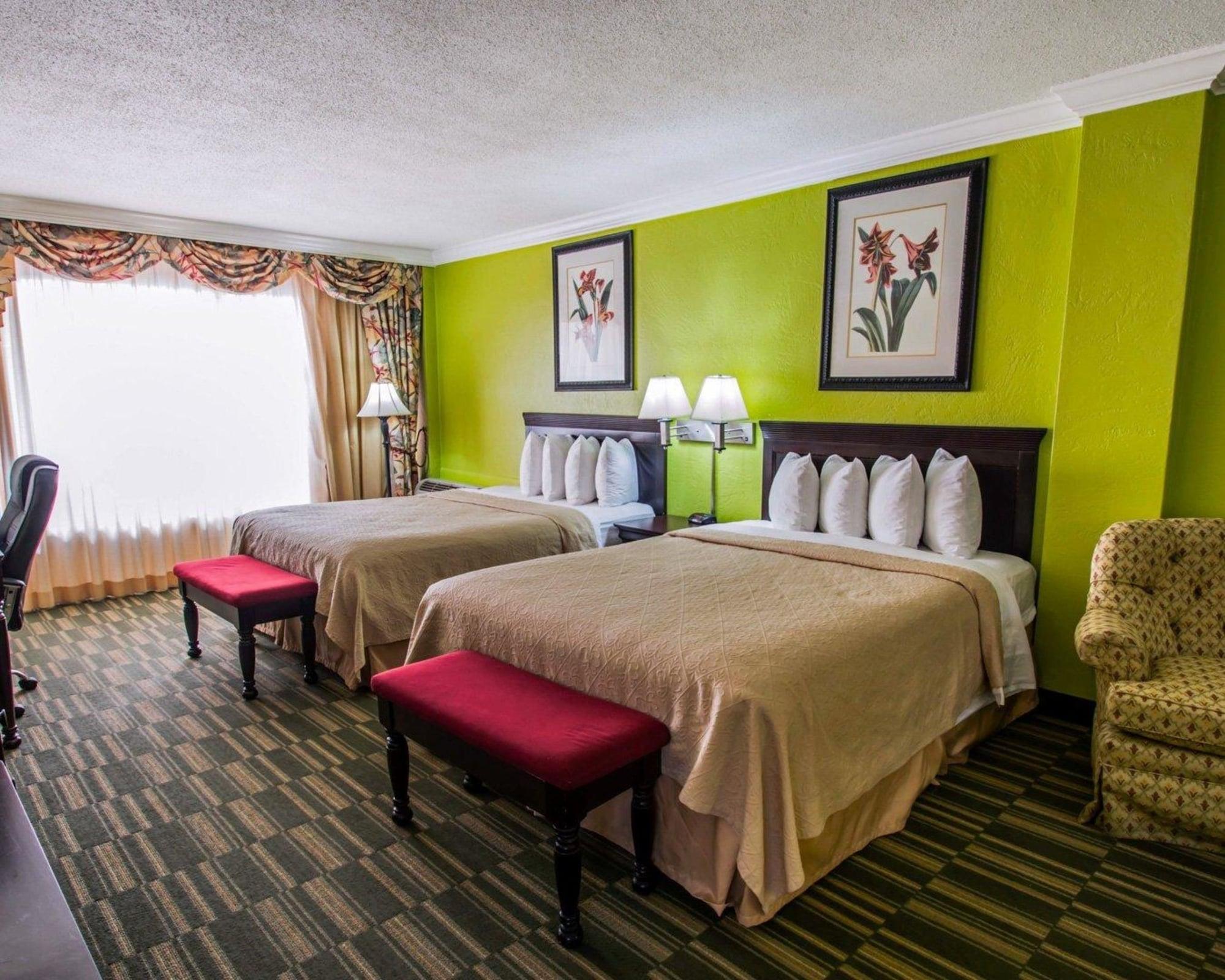 Quality Ormond Oceanfront Inn 3*