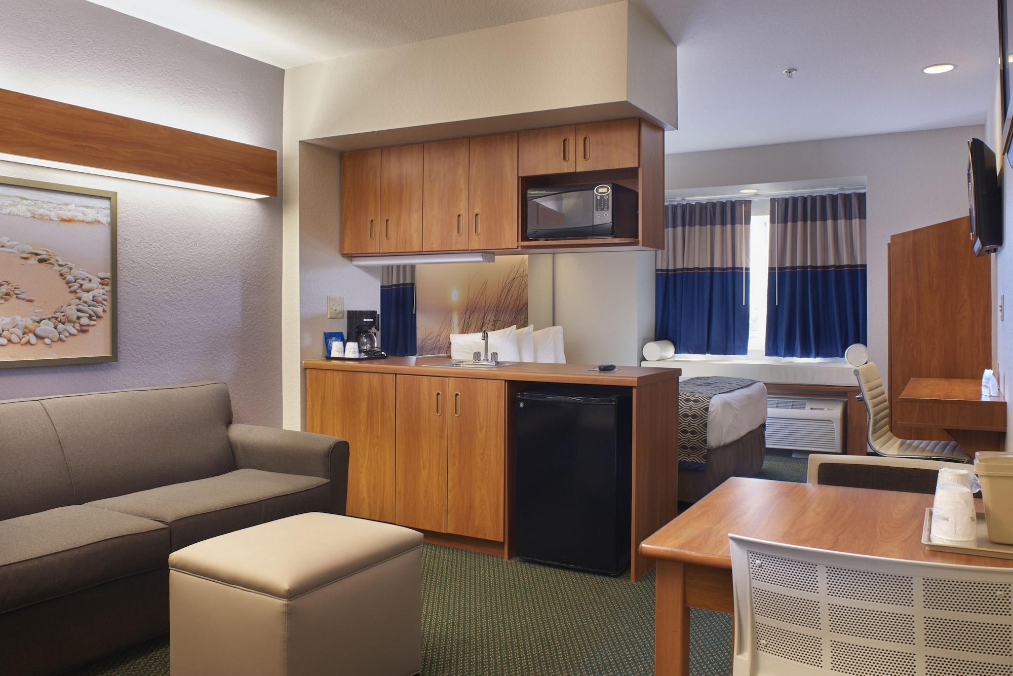 Hotel Microtel & By Wyndham Punta Gorda 3*