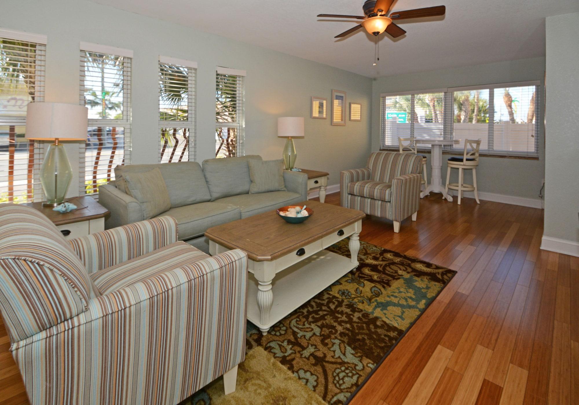 Westwinds Waterfront Aparthotel