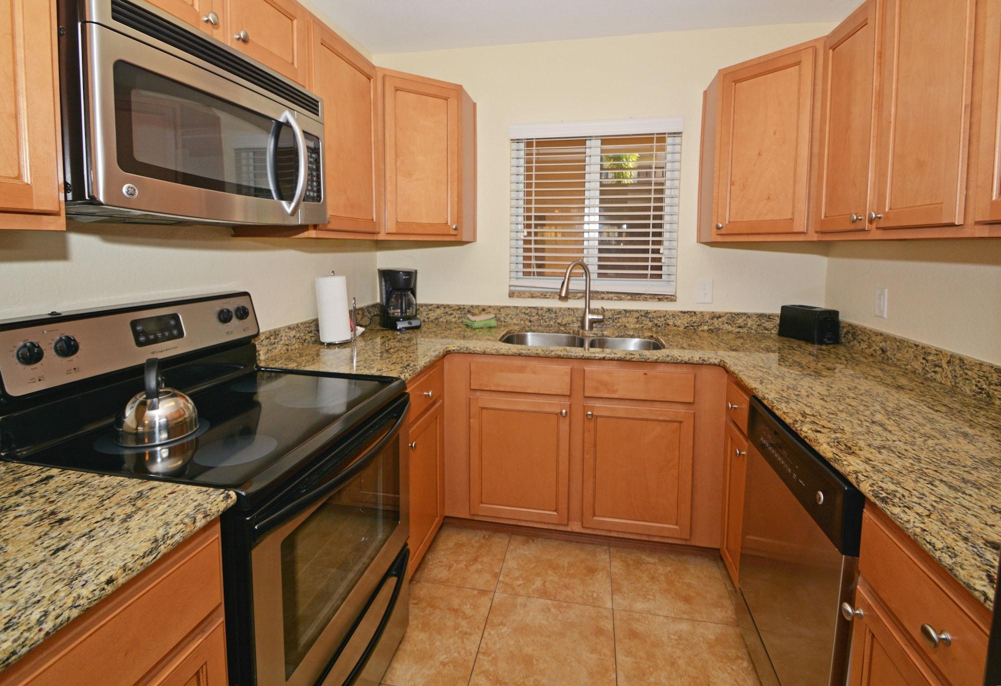 Westwinds Waterfront Aparthotel