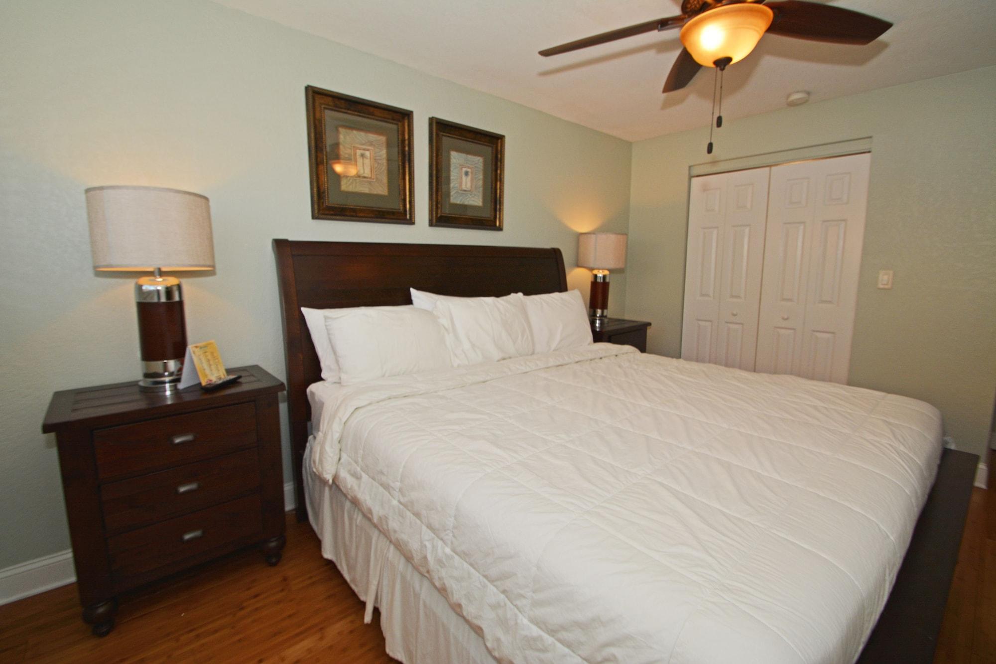 Westwinds Waterfront Aparthotel St. Pete Beach