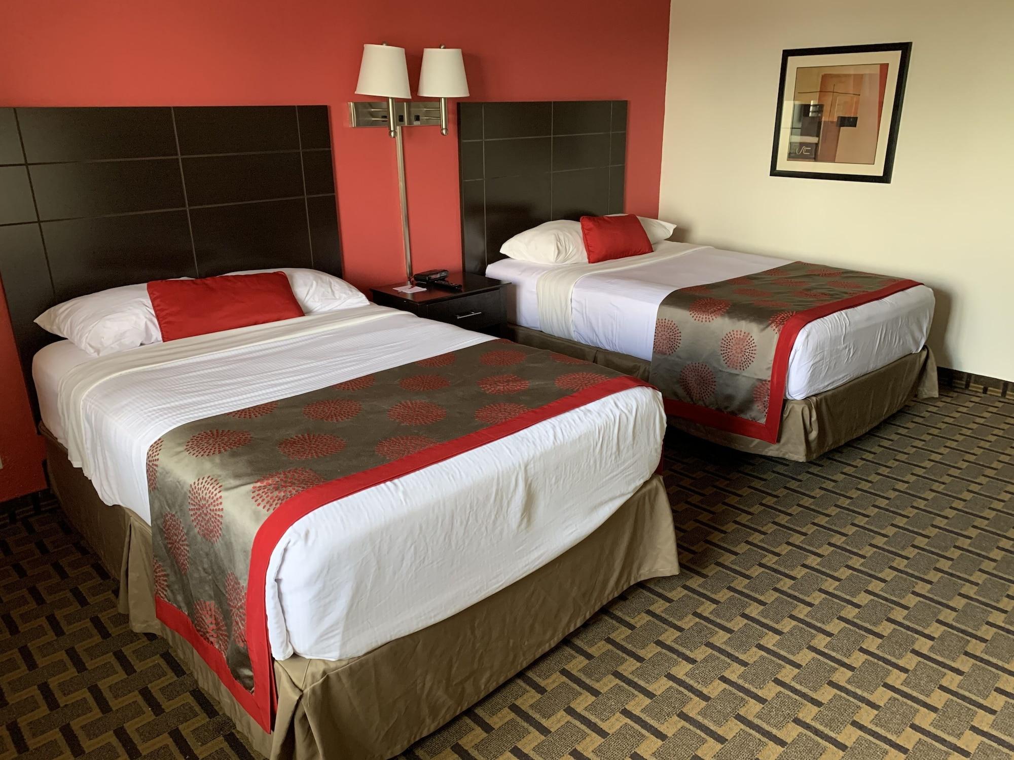 Hotel Ramada By Wyndham Orlando South 3*