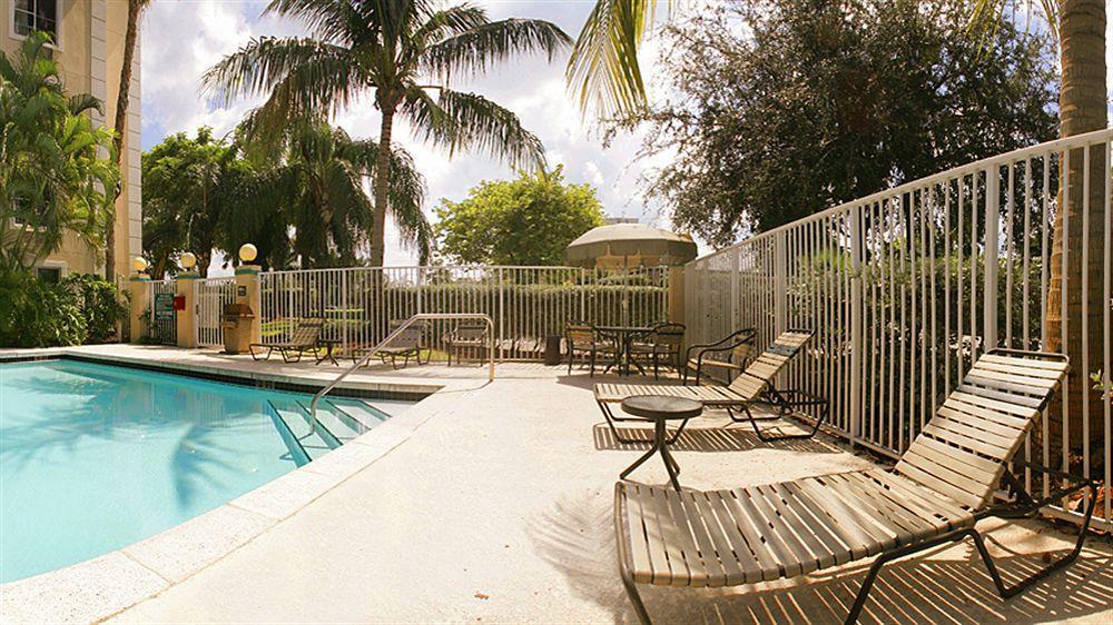 Hotel La Quinta & By Wyndham Sawgrass