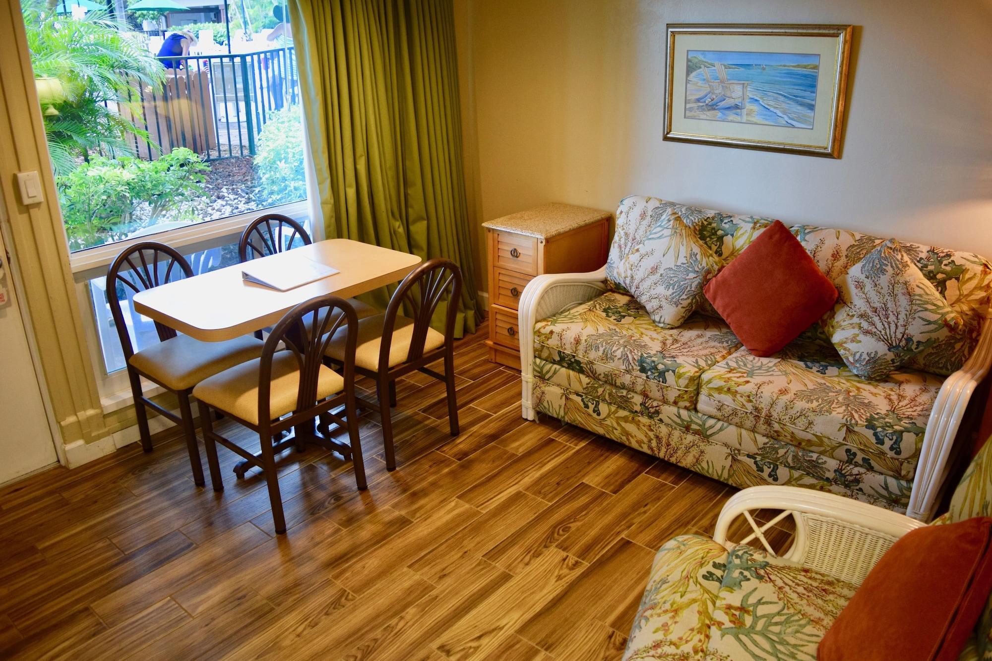 Resort Caribbean Club Fort Myers Beach