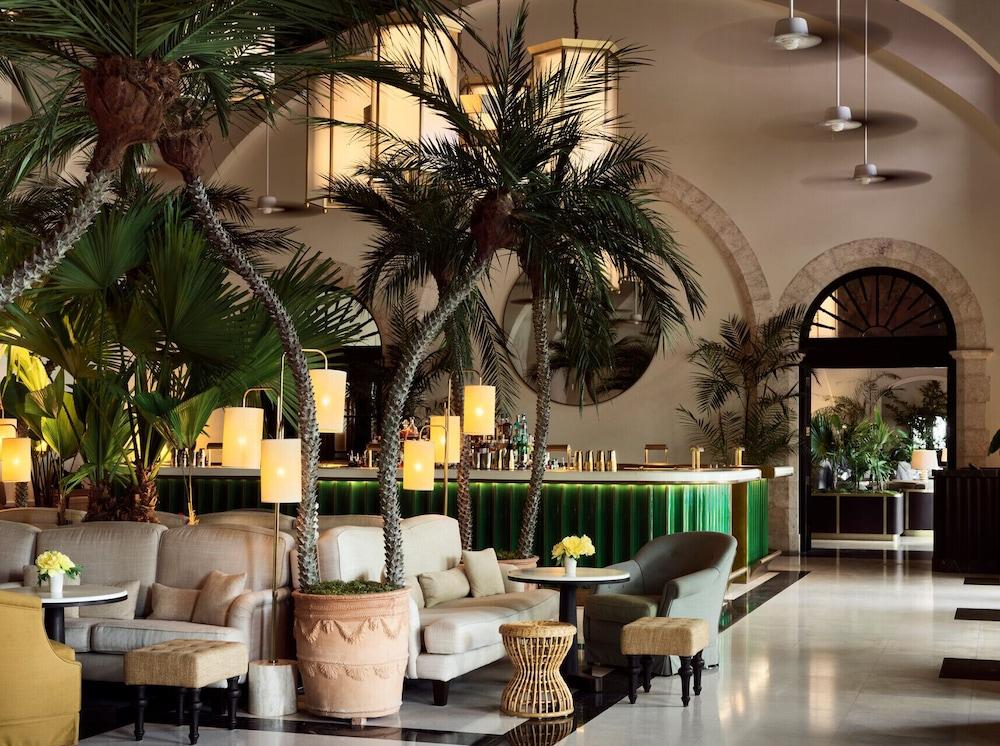 Four Seasons At The Surf Club Hotel Surfside