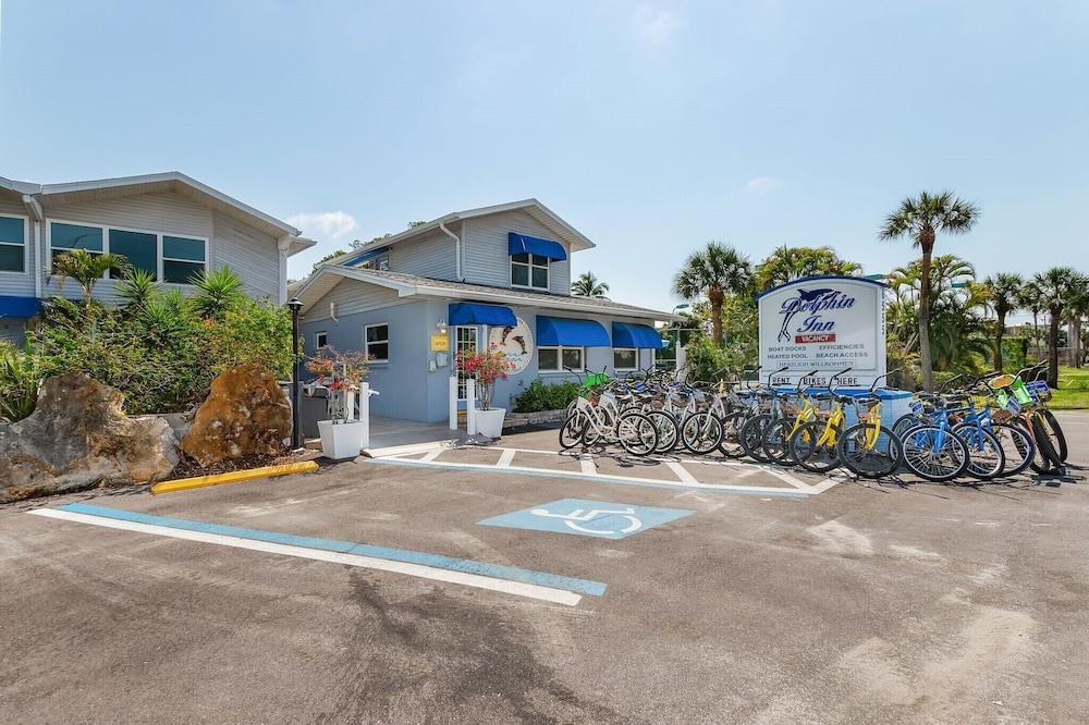 Hotel Dolphin