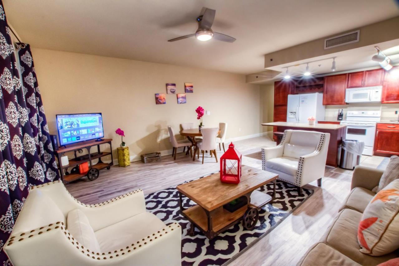 Laketown Wharf 1035 By Aneliya Holiday home *