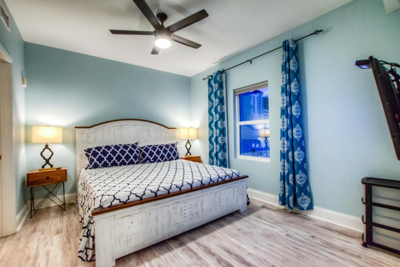 Holiday home Laketown Wharf 1135 By Aneliya *