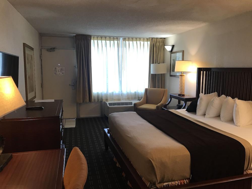 Quality 2* Tampa