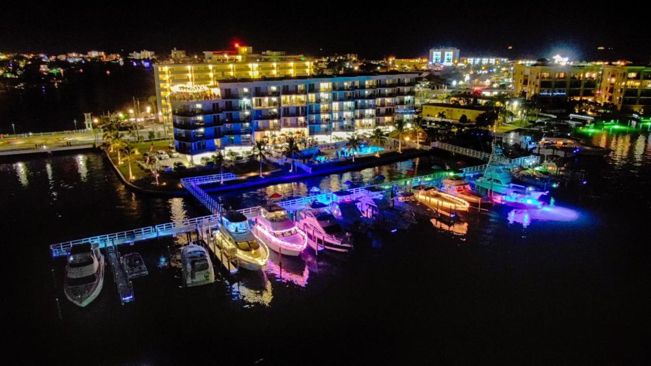 Fusion Waterfront 3*