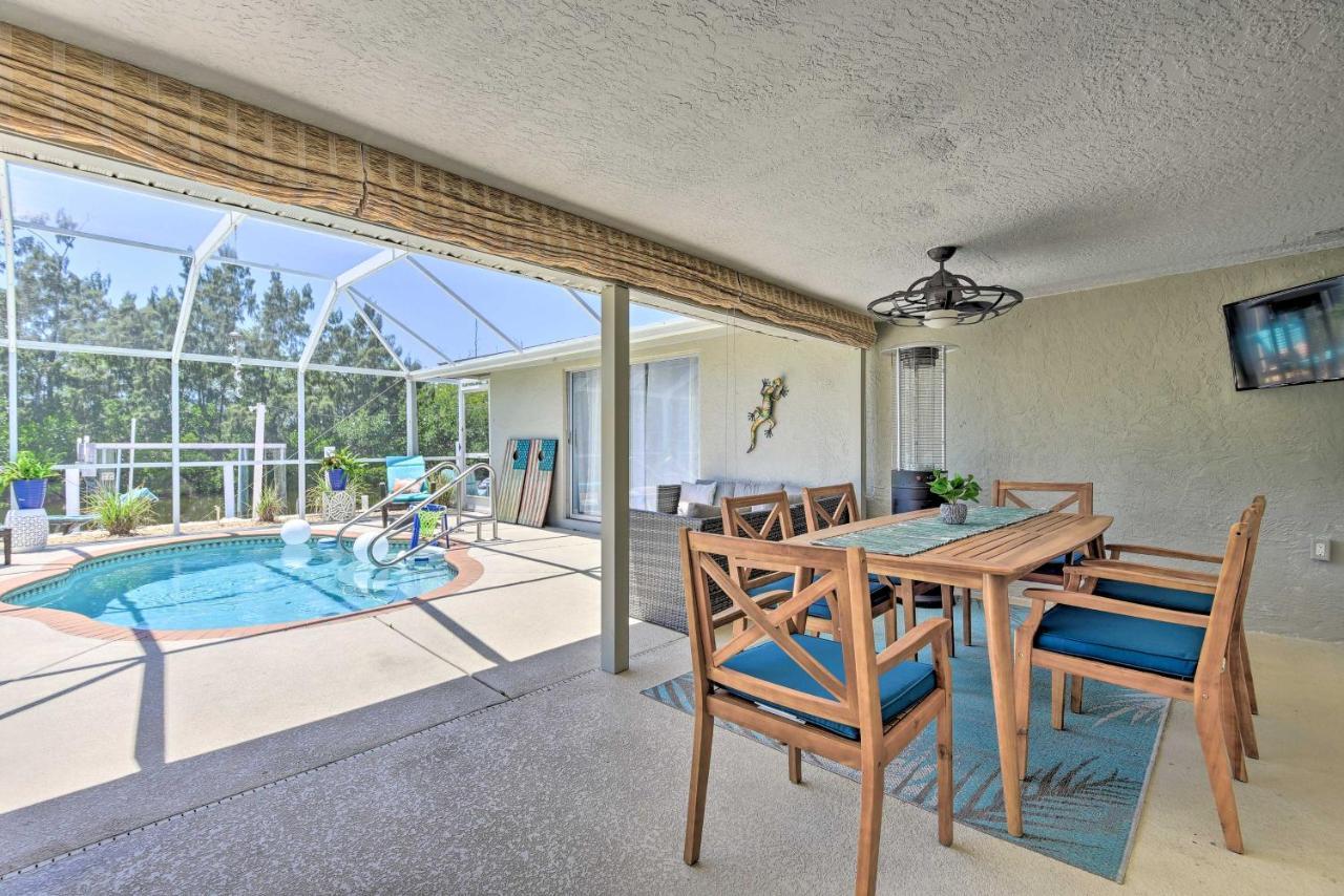 Holiday home Waterfront Heated Pool And Fire Pit Bradenton