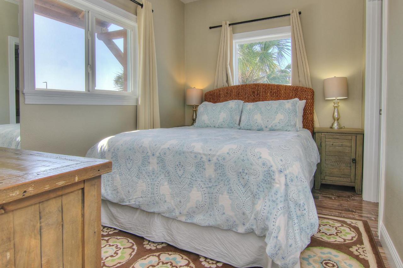 Bungalow Beach Place 5 *
