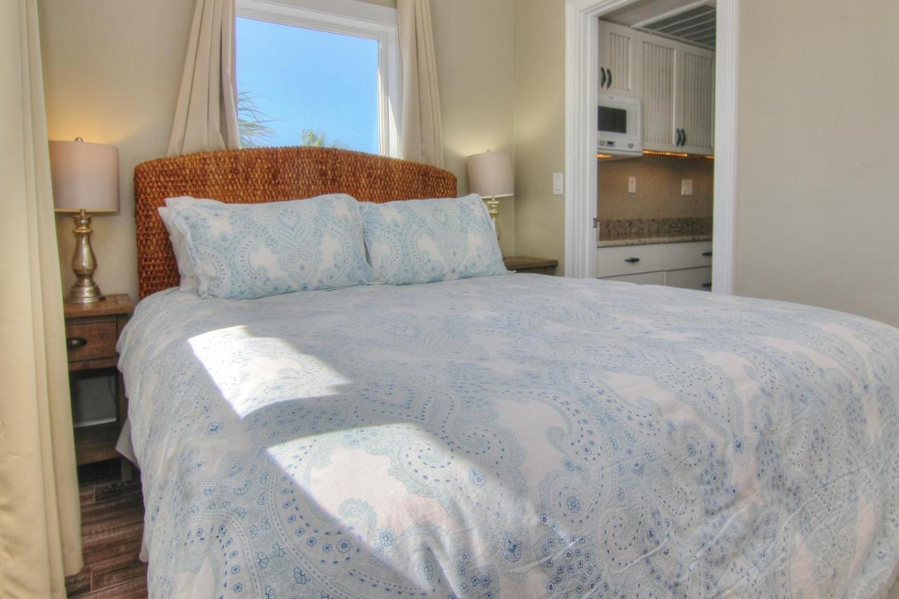 Bungalow Beach Place 5 *