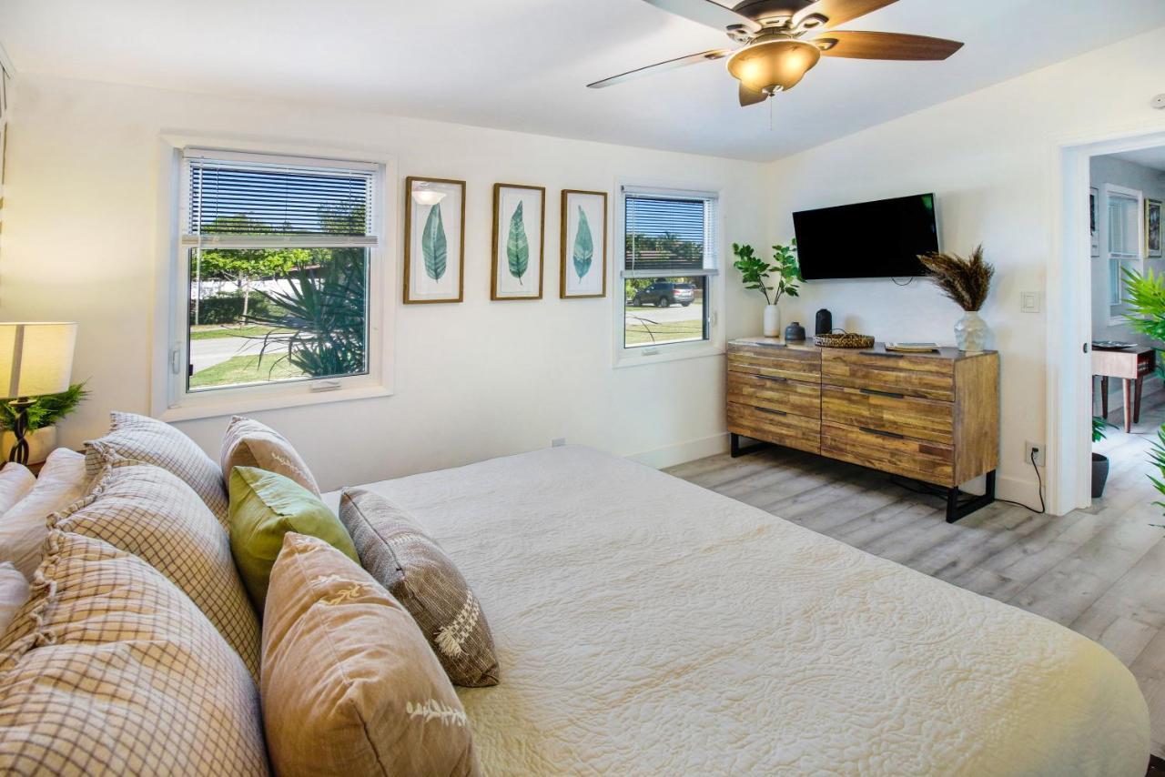 Villa Private Heated Pool Oasis Pet-friendly Retreat Short Or Long Sleeps 2-8 Ppl *